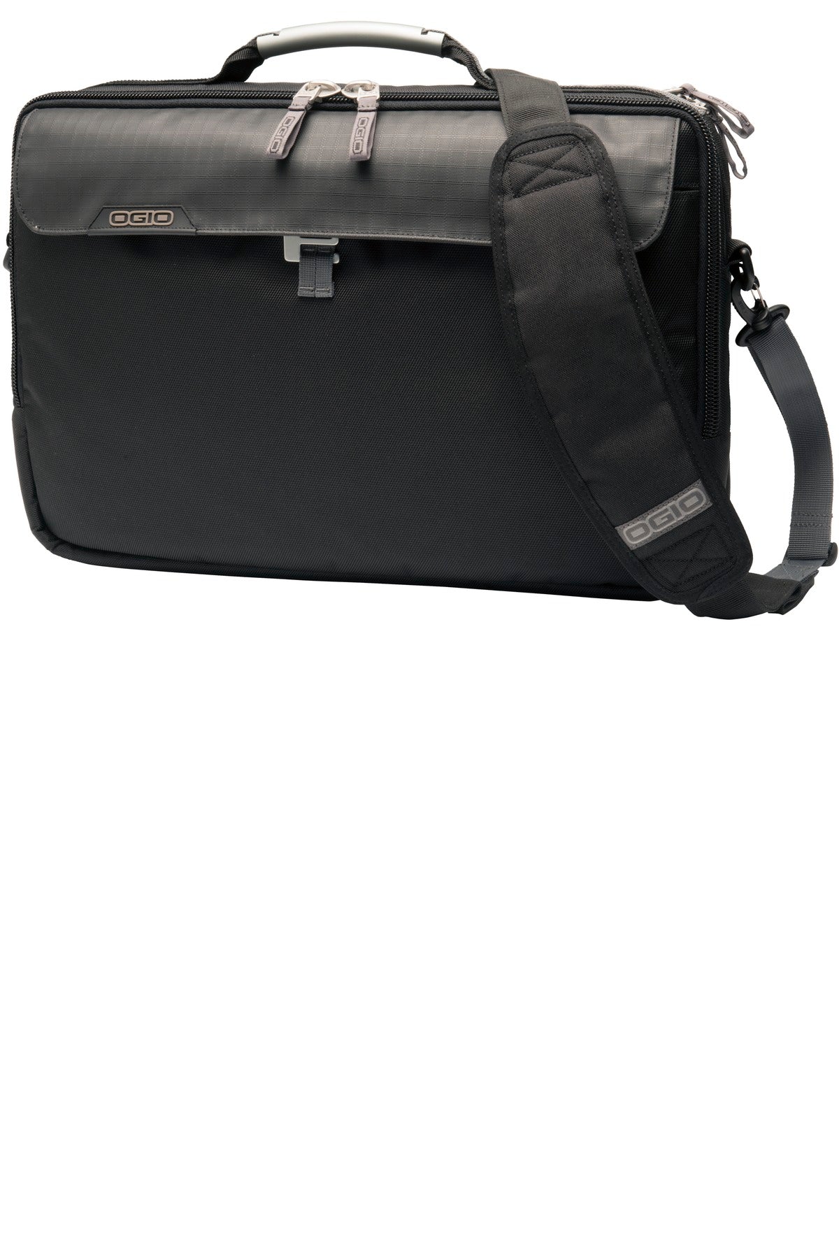 OGIO Pursuit Messenger. 417053 - Black