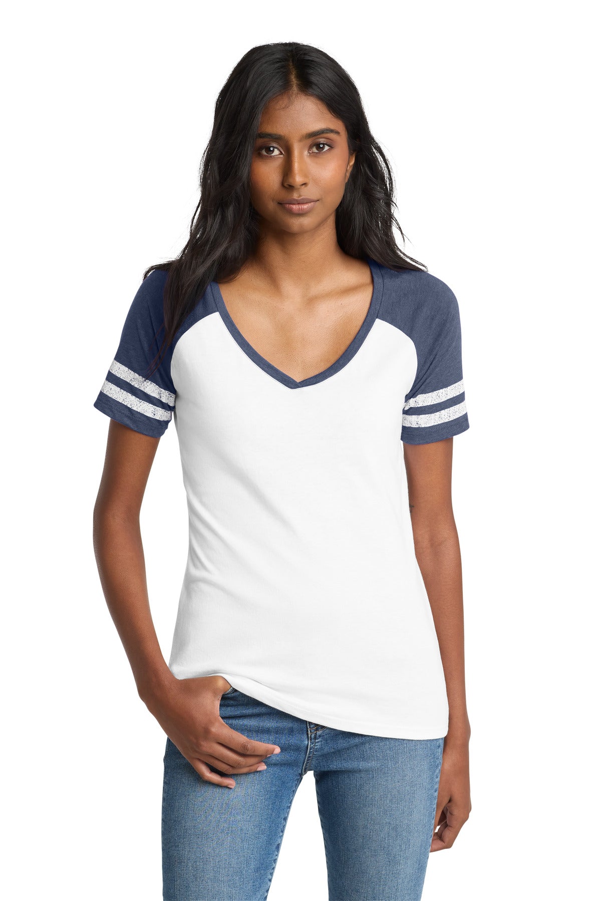 District  Women's Game V-Neck Tee. DM476 - White/ Heathered True Navy