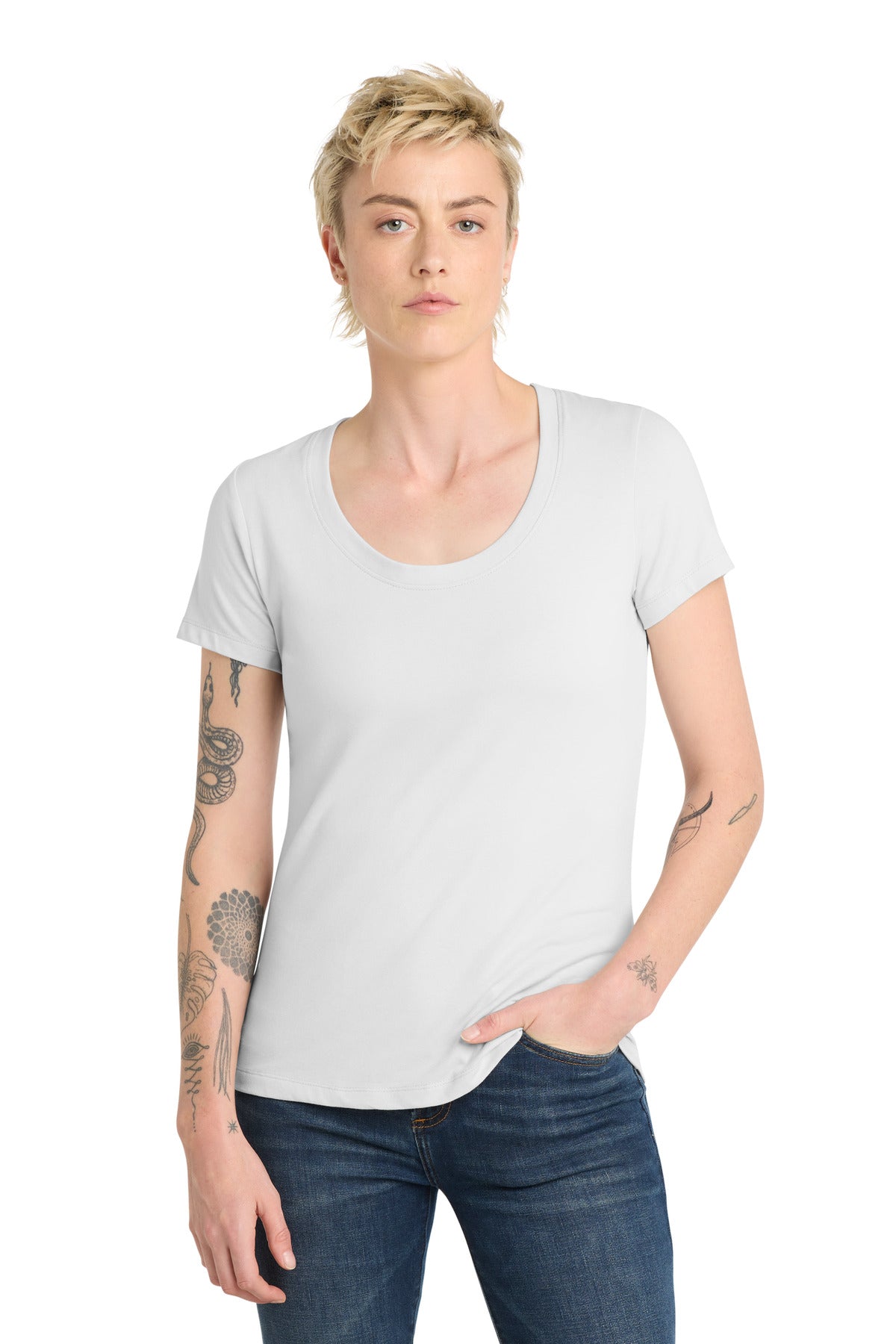 District  Women's Flex Scoop Neck Tee DT7501 - White