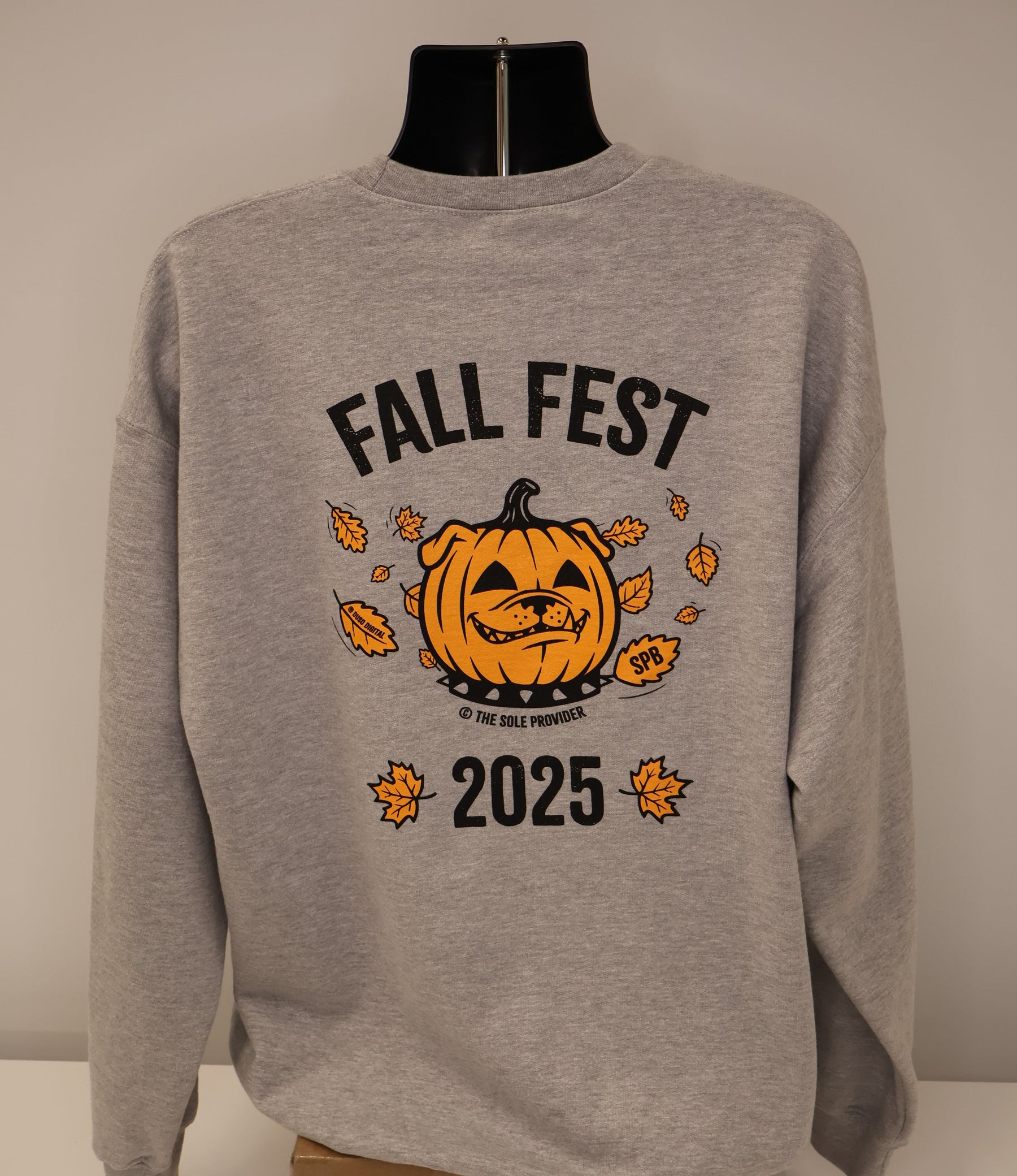 Crewnecks image 2