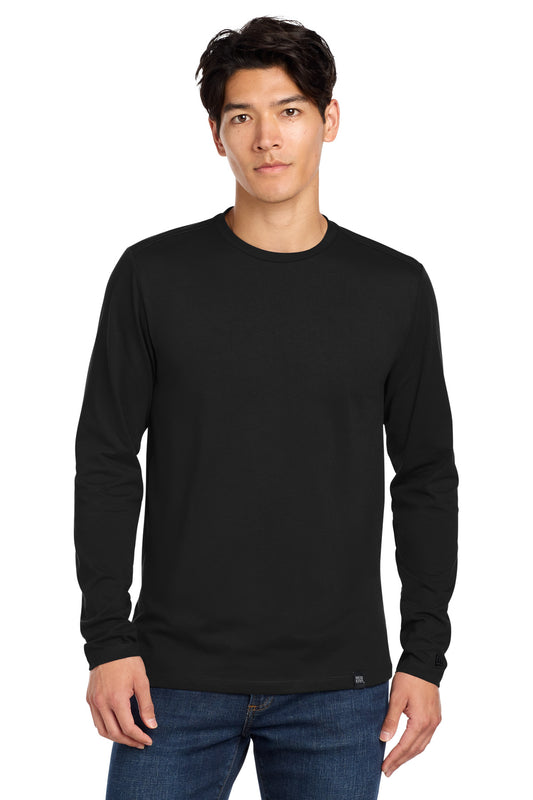 New Era  Heritage Blend Long Sleeve Crew Tee. NEA102 - Black